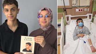 Anne-oğulun yıllar süren kanser mücadelesi şiirle buluştu: 'Kendimi yazarak iyileştirdiğimi fark ettim'