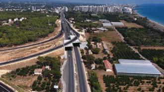 Çeşmeli-Kızkalesi Otoyolu’nda sona doğru! 2,5 saate varan seyahat süresi 18 dakikaya düşecek...