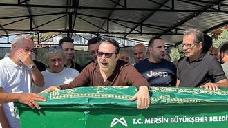 Atilla Taş kızını son yolculuğuna uğurladı! Tabutuna sarılıp gözyaşı döktü