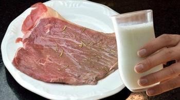 Kırmızı et işte böyle marine edilir! İçi dışı aynı anda pişiyor, lokum gibi oluyor