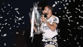 Real Madrid'den Nacho Fernandez kararı!