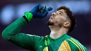 Ruben Amorim'den Altay Bayındır kararı!