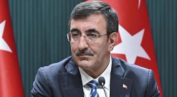 Cumhurbaşkanı Yardımcısı Yılmaz, düşen askeri kargo uçakla ilgili Azerbaycan Başbakanı Asadov ile görüştü