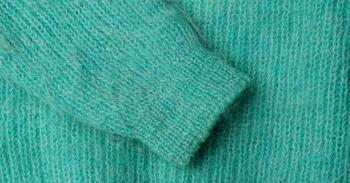 Kazakları yıkarken bu hataya düşmeyin! Daha çabuk eskimesine neden oluyor