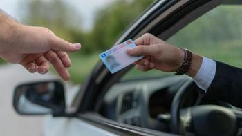 Milyonlarca araç sahibine 'ehliyet' uyarısı! Sigorta şirketleri artık hasarı ödemeyecek