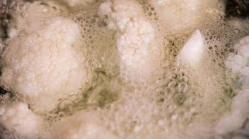 Karnabaharın kokusu rahatsız etmesin! Karnabaharı kokutmadan pişirme yöntemi