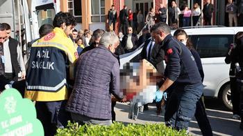 Boşanma duruşmasından çıktı, eşini bıçakladı