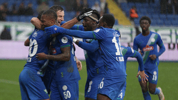 Rizespor 3 golle 3 puana koştu! Recep Uçar'dan ilk galibiyet