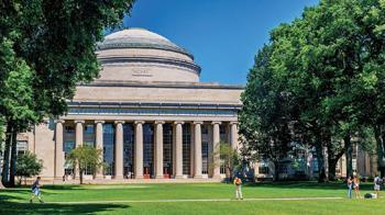 Üniversitelerde yapay zekâya öğrenci akını