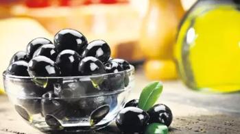 Zeytinin acısını alan 3 etkili yöntem! Suyuna eklemek yetiyor