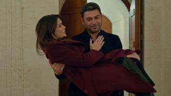 Uzak Şehir'de Cihan ve Alya arasında romantik yakınlaşma