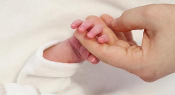 Hükümet düğmeye bastı! Ülke genelinde doğumlar ücretsiz olacak