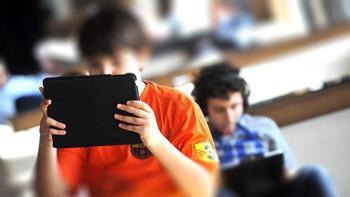 Ekran büyüdükçe tehlike derinleşiyor! Çocukları ve gençleri yutan sessiz tuzak