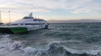 Bursa deniz otobüslerinde fırtına engeli nedeniyle 8 sefer iptal edildi