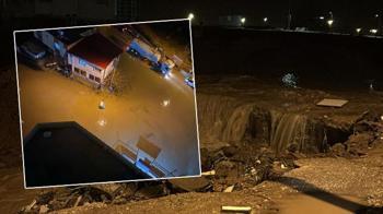 Adana’da şiddetli yağış! Yollar göle döndü, istinat duvarı çöktü