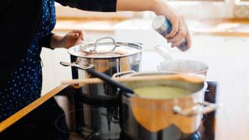 Şeflerin gizli tüyosu ortaya çıktı! Tuzlanan çorbayı böyle kurtarın