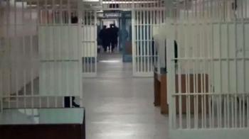 İzmir’de cezaevinde hükümlü infaz ve koruma memurlarına saldırdı! 2 yaralı