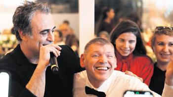 Sevgi varsa engel yok!