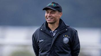 Alex de Souza'ya büyük şok! Görevine son verildi