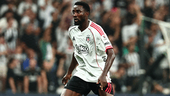 Beşiktaş'ta Ndidi'nin acı günü! Babası trafik kazasında hayatını kaybetti