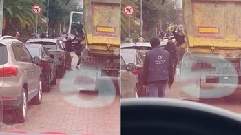 Güngören'de şoförlerin kaza düellosu! Bıçaklarla birbirlerine saldırdılar