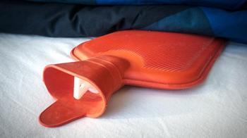 Sıcak su torbası alırken buna bakmayan yandı! Meğer son kullanma tarihi varmış...