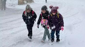 Van'da eğitime kar engeli! İşte tatil olan ilçeler