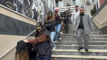 İstanbul'da 'sahte oturum belgesi dolandırıcılığı' operasyonu: Yakalanan 11 şüpheli adliyede