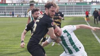 1.Lig'de 5 gollü maçı Çorum FK kazandı!