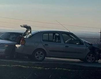 Kilis-Gaziantep karayolunda iki otomobil çarpıştı: 1 sürücü hayatını kaybetti