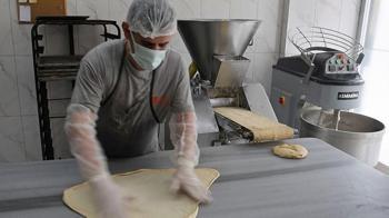 Ramazan pidesine rakip! Tadına bakan vazgeçemiyor: 150 liradan satılıyor