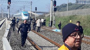Kocaeli'de hızlı trenin çarptığı yaya hayatını kaybetti