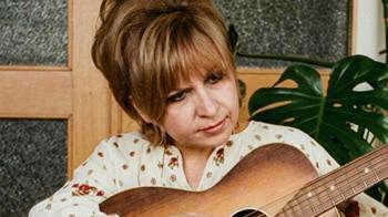 Ajda Pekkan duyurdu: Pop müziğin efsane ismiydi! Usta sanatçı Ülkü Aker hayatını kaybetti