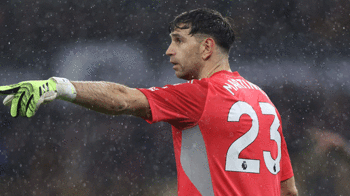 İtalyan devi Emiliano Martinez’in peşinde!