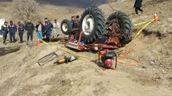 Yer: Aksaray! Devrilen traktörün altında kalarak hayatını kaybetti