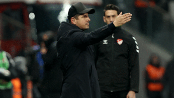 Emre Belözoğlu: Herkes birbirini geçebilecek konuma geldi