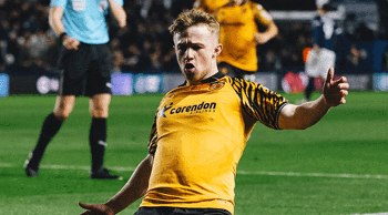 Acun Ilıcalı'nın sahibi olduğu Hull City, Premier Lig yolunda play-off finaline yükseldi!