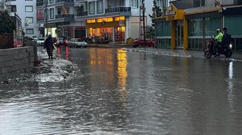 Hatay Dörtyol'da şiddetli yağışlar hayatı olumsuz etkiledi