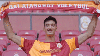 Galatasaray'dan yılın transferi! Efe Mandıracı ile 2 yıllık sözleşme imzalandı