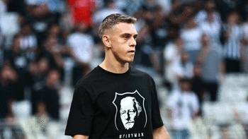 Trossard Beşiktaş formasıyla ilk kez sahne aldı! Dusan Vlahovic tribünden maçı izledi
