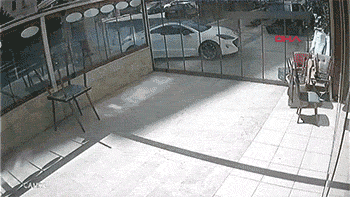 Kontrolden çıkıp fırına daldı! "Patlama sesi gibi geldi"