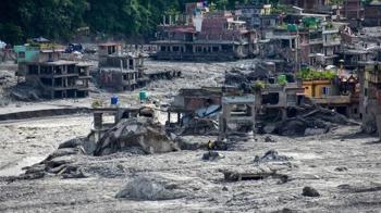 Nepal'de sel felaketinden günler sonra gelen mucize! 'Ses duyuldu'