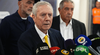 Fenerbahçe'de Aziz Yıldırım, İsmail Kartal'ın istifasını kabul etmedi! 'Görevinin başındadır'