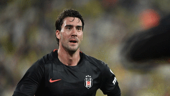 Beşiktaş'ın yıldızı Dusan Vlahovic için açıklama: Oyuncu peşinde koşan biri değilim