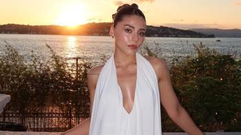 Sıla Türkoğlu fit ve formda haliyle beğeni topladı