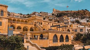 Mardin'in taş sokaklarında festival heyecanı başladı