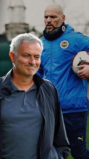 Sandro Zufic, Mourinho'nun kuralını açıkladı! Livakovic itirafı