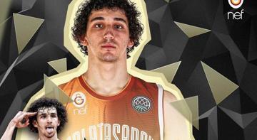 Sadık Emir, FIBA Basketbol Şampiyonlar Ligi'nde yılın en iyi genç oyuncusu seçildi