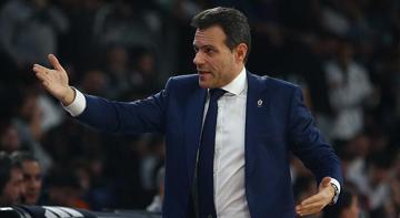 Dimitris Itoudis tepki gösterdi! 'Hapse girmesi gerekiyor'