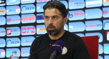 İlhan Palut üzgün: Sivasspor maçını kaybetmemeliydik